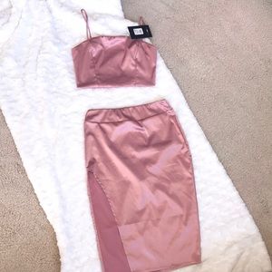 Rose satin Fashion nova set